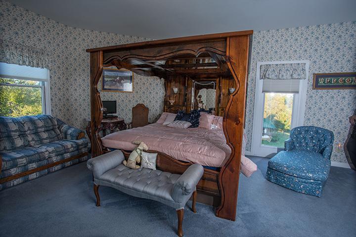 Rabbit Creek Bed & Breakfast Versailles Dış mekan fotoğraf