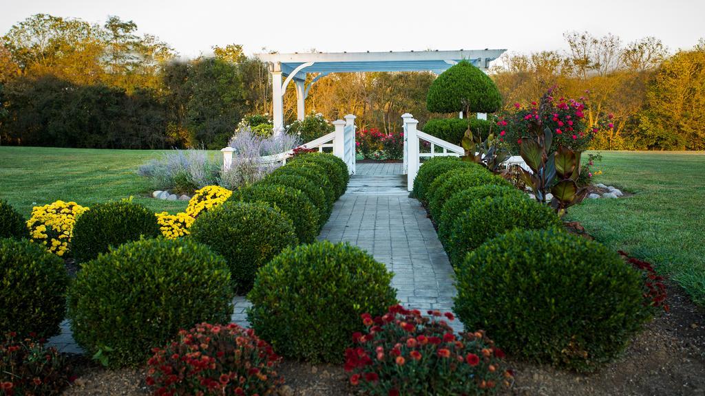 Rabbit Creek Bed & Breakfast Versailles Dış mekan fotoğraf