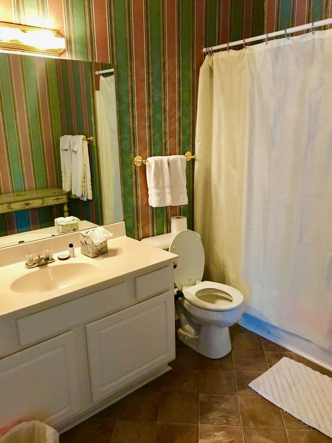 Rabbit Creek Bed & Breakfast Versailles Dış mekan fotoğraf